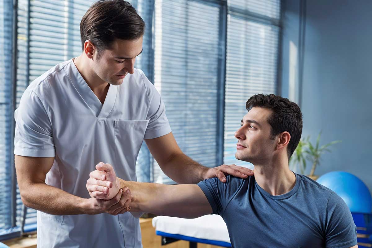 Hands-on chiropractic mobility assessment